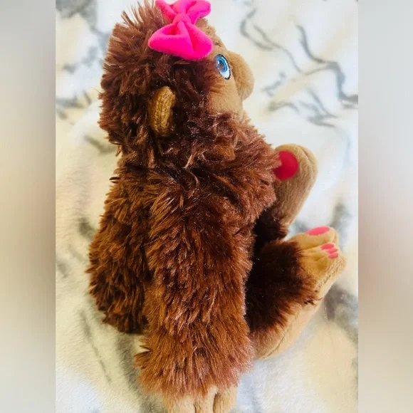 “Miss Bigfoot Shesquatch” Sasquatch 12” Plush Toy - EUC - Picture 4 of 8